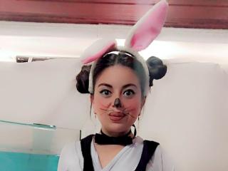 Dannazv's Model Profile