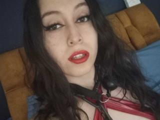 KendraSimons's Model Profile