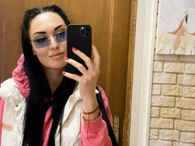 Xioni - Élő pornó és szexkamera - 29221091