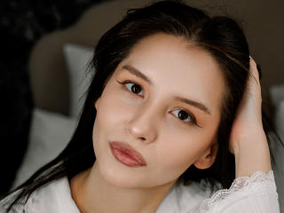 JeanieCat's Model Profile