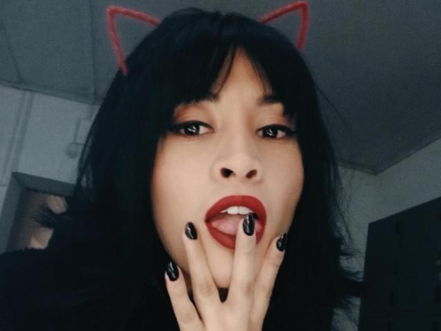 IssisDiosa - Live sex cam - 29222522