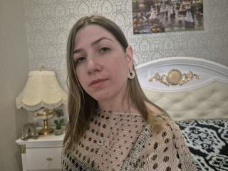 LoriEla's Model Profile