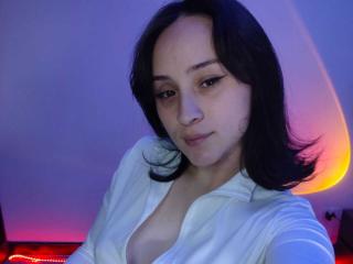 AnnieLamberth's Model Profile