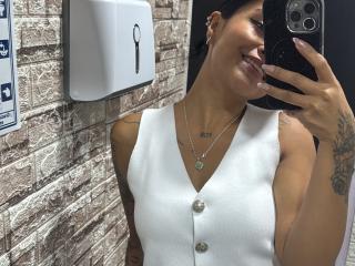 MajoJones's Model Profile