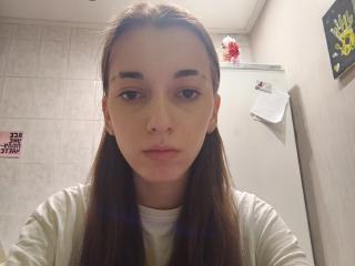 KeraPopham's Model Profile