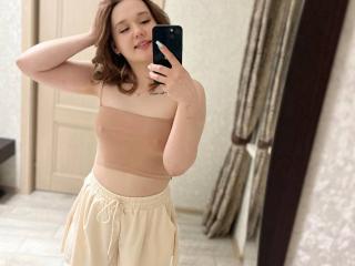 AnitraMaccoll's Model Profile