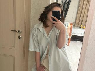 AnitraMaccoll's Model Profile