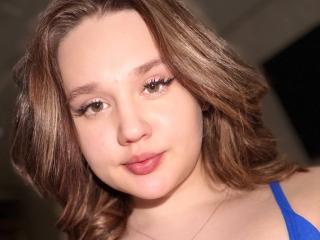 AnitraMaccoll's Model Profile