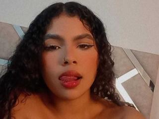 AshlyCorines's Model Profile