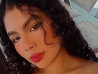 Ver la ficha detallada de AshlyCorines