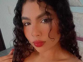 Ver la ficha detallada de AshlyCorines