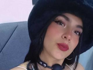 Ver la ficha detallada de KiaraThomsomp