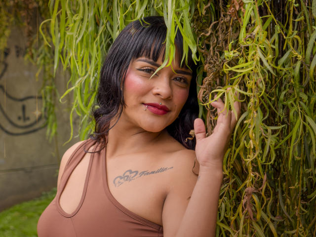 MiaBellucci - Sexe cam en vivo - 29227568