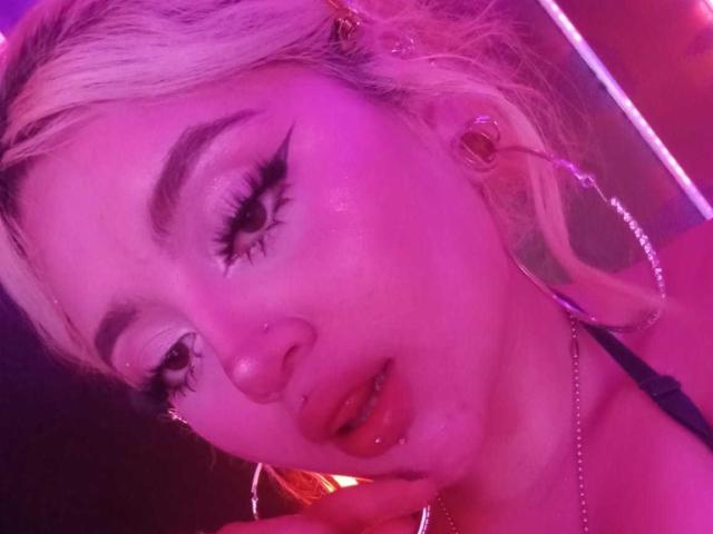 LyaMoon - Live porn &amp; sex cam - 29228405