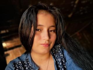 RosameX's Model Profile