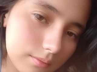 RosameX's Model Profile