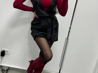 Xem hồ sơ đầy đủ của EricaLust