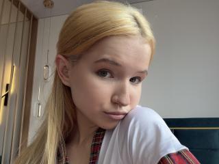 RosannaHewko's Model Profile