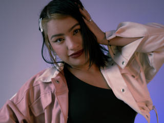 AngelyTorres's Model Profile