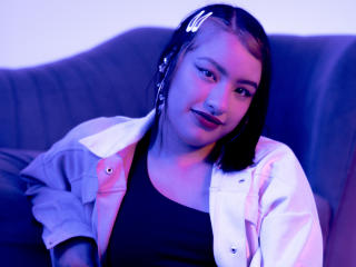 AngelyTorres's Model Profile