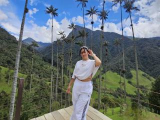 CarmilleZlata's Model Profile