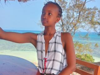 HoneyBadgers's Model Profile