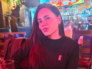 Xem hồ sơ đầy đủ của SophieWeber