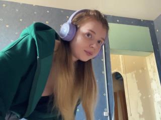 MeeBoggio's Model Profile