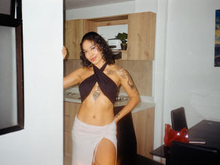 Xem hồ sơ đầy đủ của AmaliaDonoso