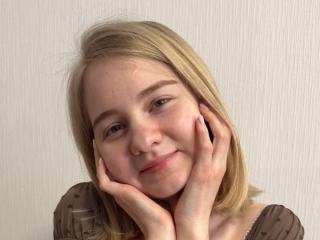 SusanNickeson's Model Profile