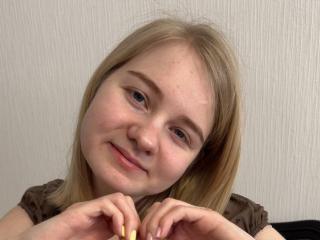 SusanNickeson's Model Profile