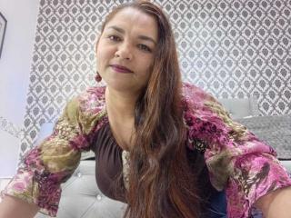 Xem hồ sơ đầy đủ của VivianBig