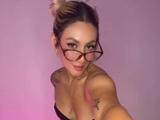 EmilyRobertts - Camera khiêu dâm &amp; quyến rũ trực tiếp - 29234948