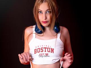 CarolineHernandez's Model Profile