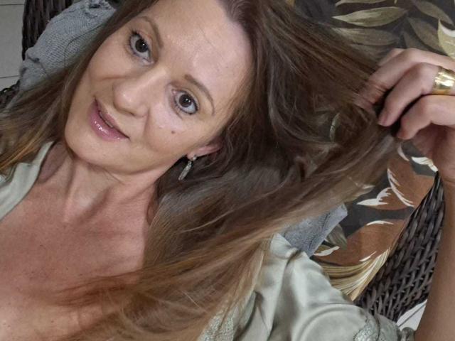 SabrinaMilf - Live porn &amp; sex cam - 29235047