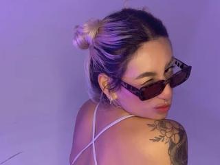 EmilyRobertts's Model Profile