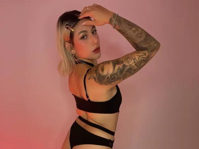 EmilyRobertts - Sexe cam en vivo - 29235095