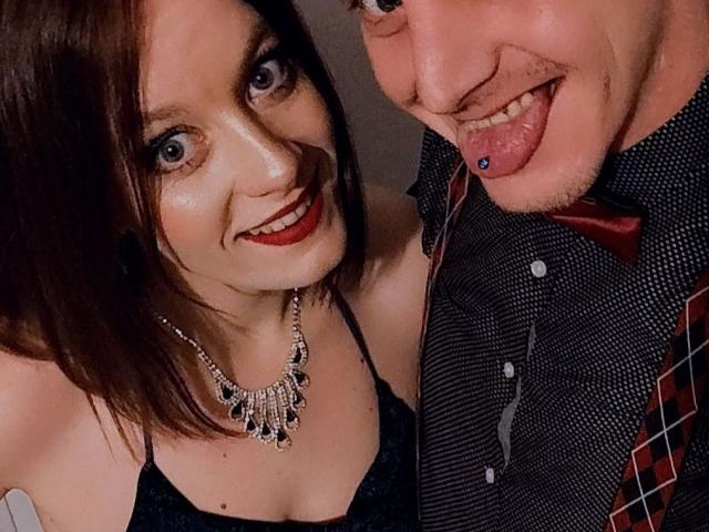 CoupleCadresPervertis - Live porn &amp; sex cam - 29235383