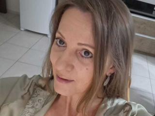 Ver a ficha detalhada de SabrinaMilf