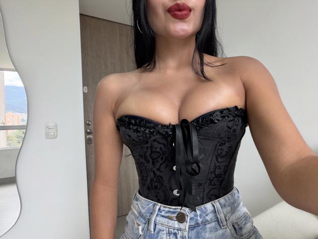 EmilyJensenn - Live porn &amp; sex cam - 29241191