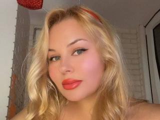 Xem hồ sơ đầy đủ của AvaQueen