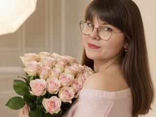 Xem hồ sơ đầy đủ của Tilliana