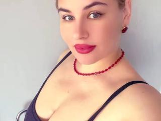 Xem hồ sơ đầy đủ của AvaQueen