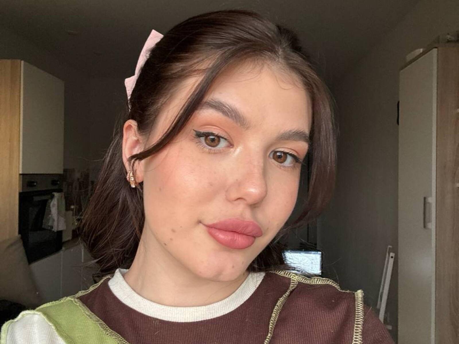 DebiBower - Live sex cam - 29245262