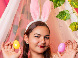 Xem hồ sơ đầy đủ của VivianBig