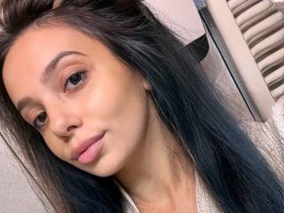 Ver la ficha detallada de AishaBee