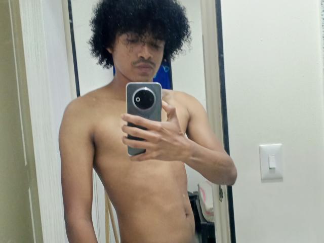 GianLeunam - Live sex cam - 29248010