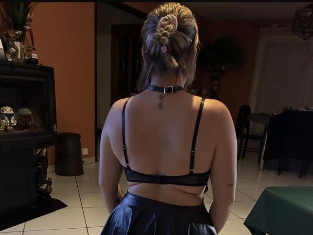 Mylee - Live Sex Cam - 29248565