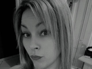 Ver a ficha detalhada de Mylee