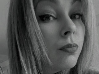 Ver a ficha detalhada de Mylee